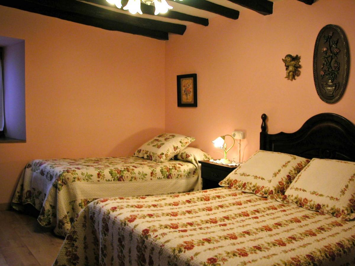 Casa Navarlaz S N Valcarlos Екстериор снимка