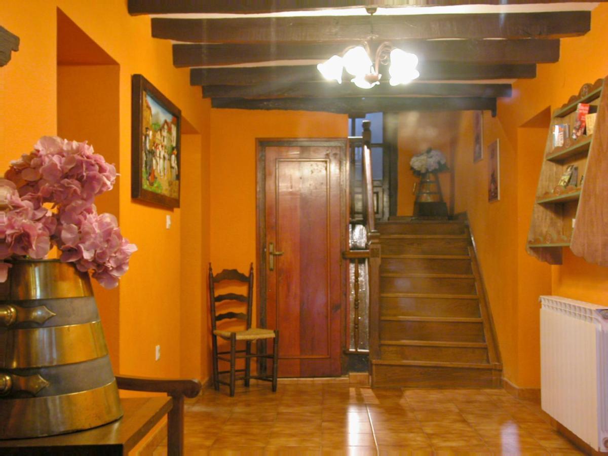 Casa Navarlaz S N Valcarlos Екстериор снимка